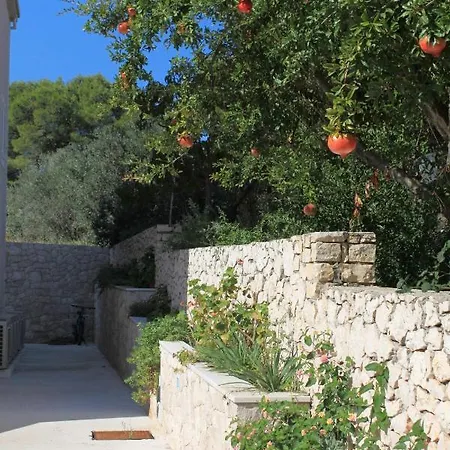 דירה By The Sea Lumbarda, Korcula - 9304 לומבארדה