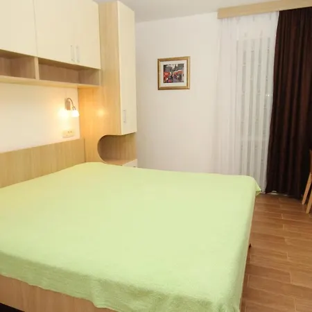 By The Sea Lumbarda, Korcula - 9304