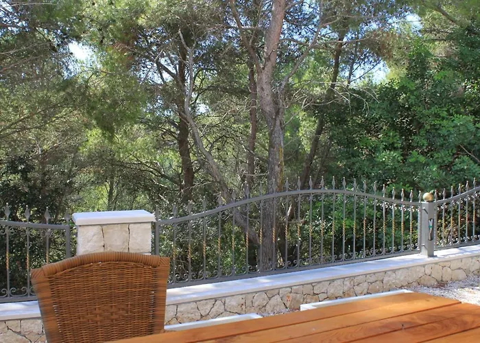 By The Sea Lumbarda, Korcula - 9304 لومباردا